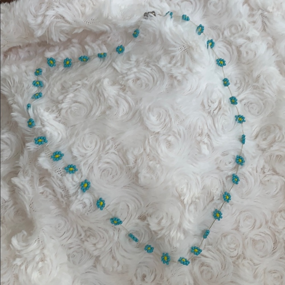 vintage 90s flower beaded necklace